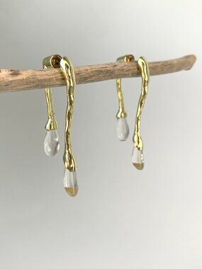NEW ~ Anthropologie Front Back Modern Clear Lucite Drop Earrings